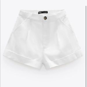 NWT Zara pleated shorts trf